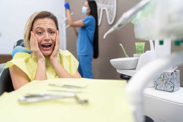 Best Cracked Tooth Emergency Dentist  in Plumsteadville, PA